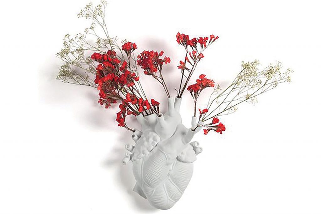 red-heart-vase