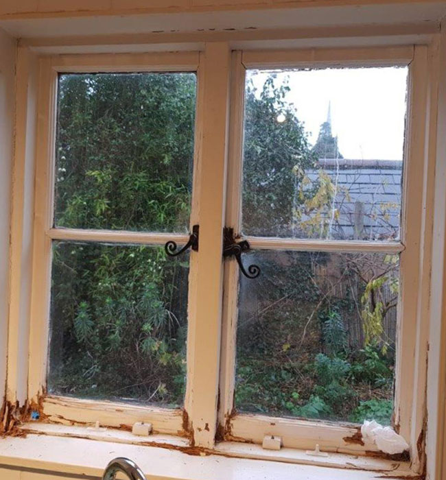 Casement-Window-Renovation-by-Ventrolla-BEFORE