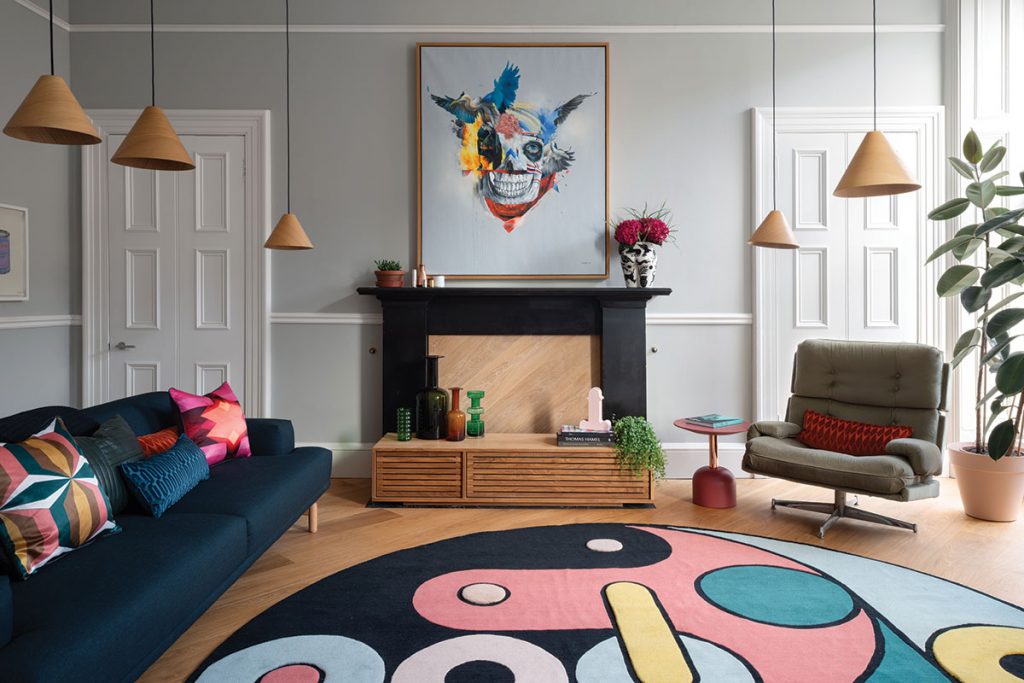 Livingroom-colourful-rug-unusual-print